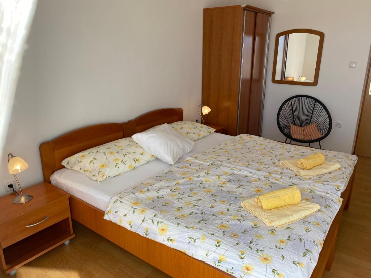 Apartments Vesna Banjol Kültér fotó
